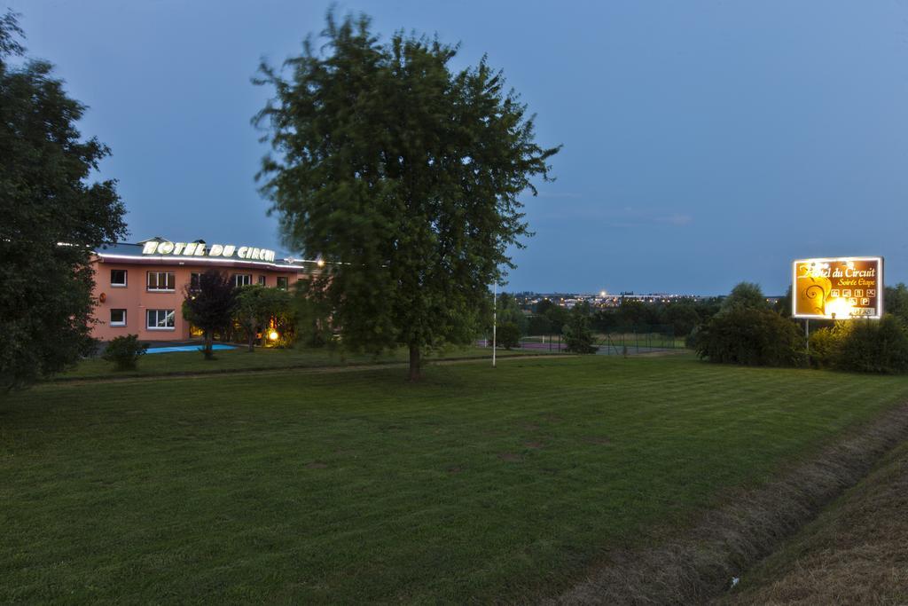 Cit'Hotel Du Circuit Magny-Cours Ngoại thất bức ảnh