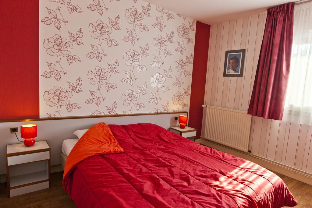 Cit'Hotel Du Circuit Magny-Cours Ngoại thất bức ảnh